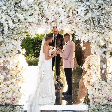 Callie Rivers and Seth Curry's wedding picture.
